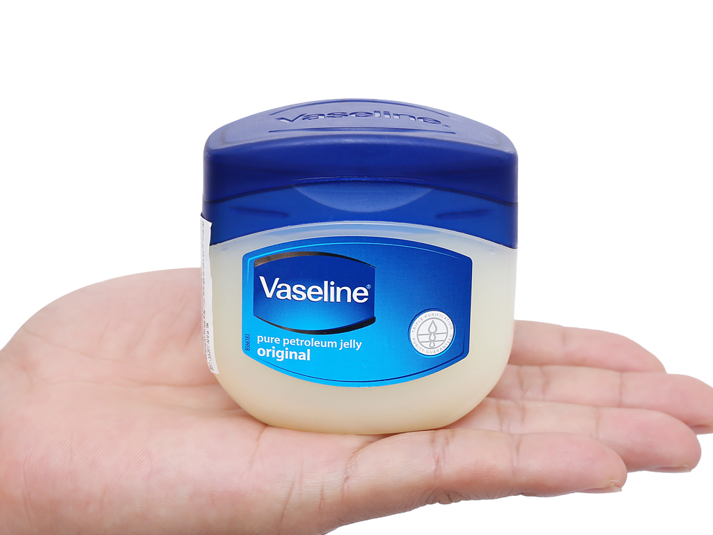 Vaseline làm mềm đồ da thật rất hiệu quả