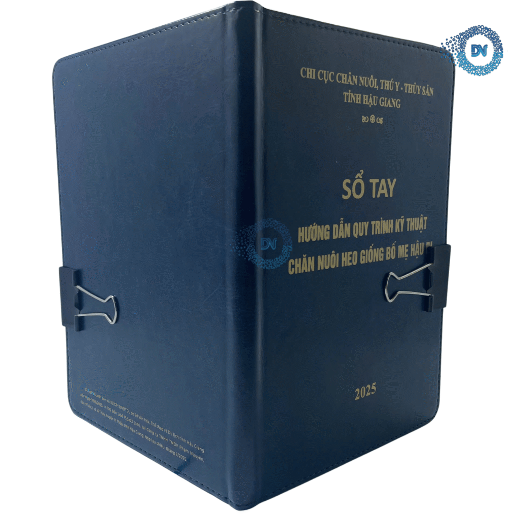 In chữ lên sổ bìa da Chăn nuôi heo